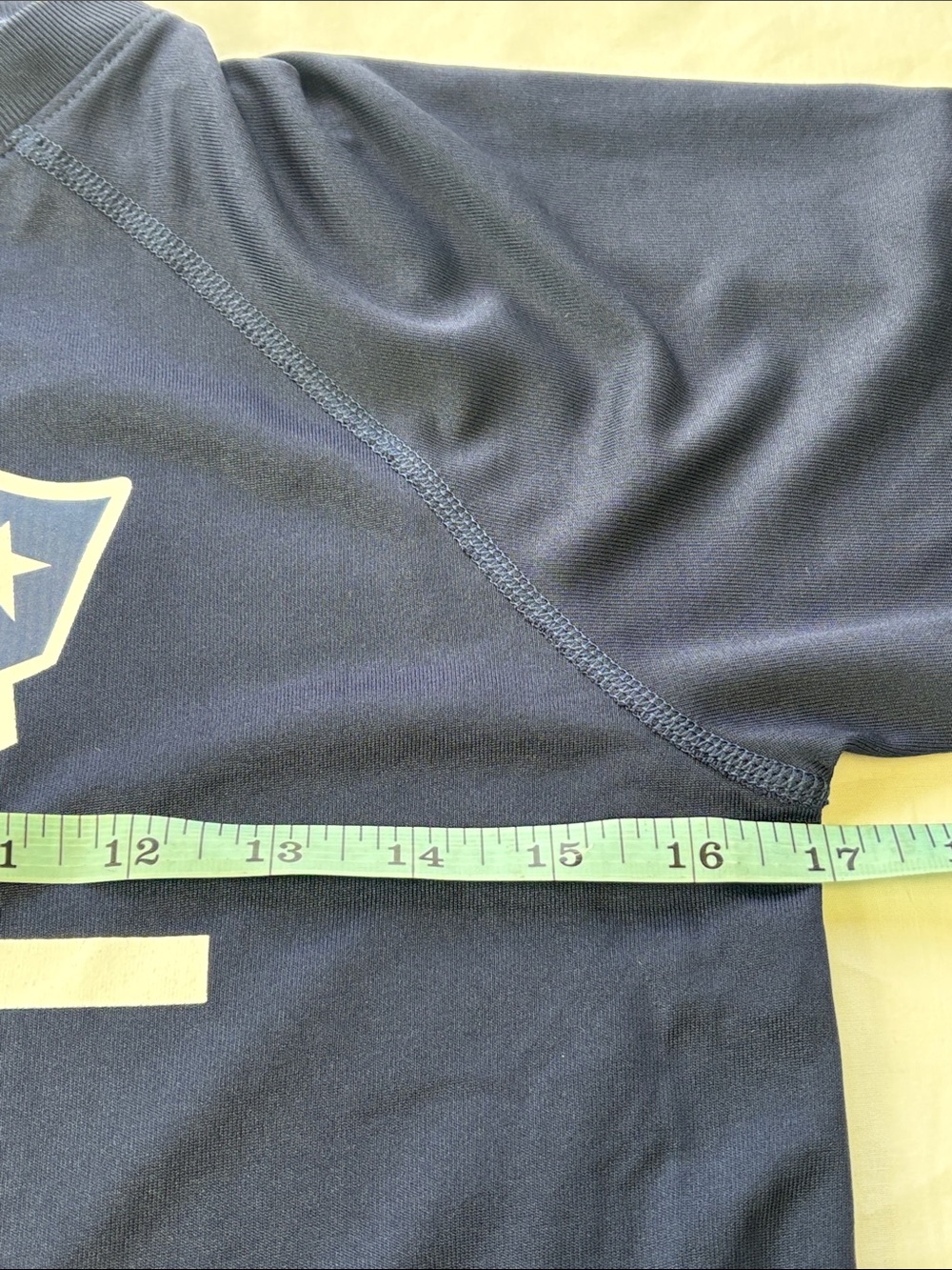 ❤️ Under Armour New England Patriots Kids Medium Tee Navy NWT NFL ❤️ - Picture 7 of 9